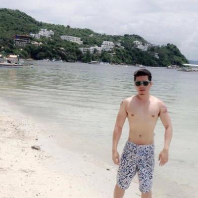 Twitter Oficial de Julio Caesar Y Encarnacion