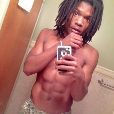 IG: D.Flyless_
kik:FlightKing__