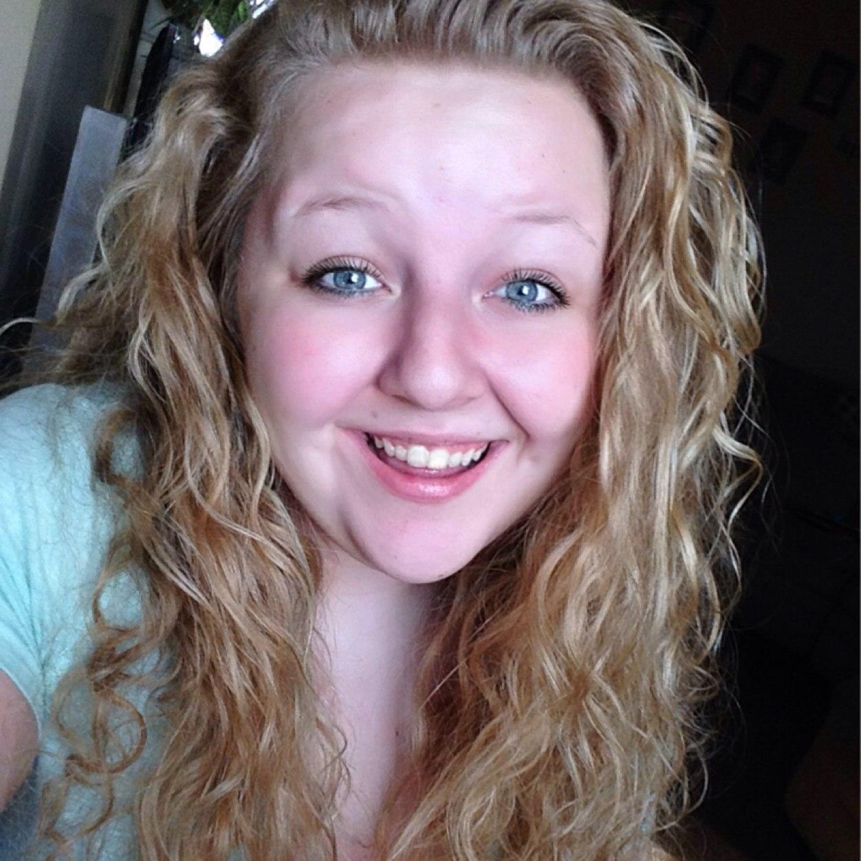 Weaveeessss's profile picture. | Chuck it in the fuck it bucket and move on | senior @ OHS #2k15 ♡ officially met @redjumpsuit 7/12/14 and @WhereisADTR 9/17/14 ♡♥♡