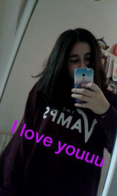 Annieemcv's profile picture. And i know it's late, i know it's cold, but come right here, i swear i'll never let you go. Connor followed omg  1/4