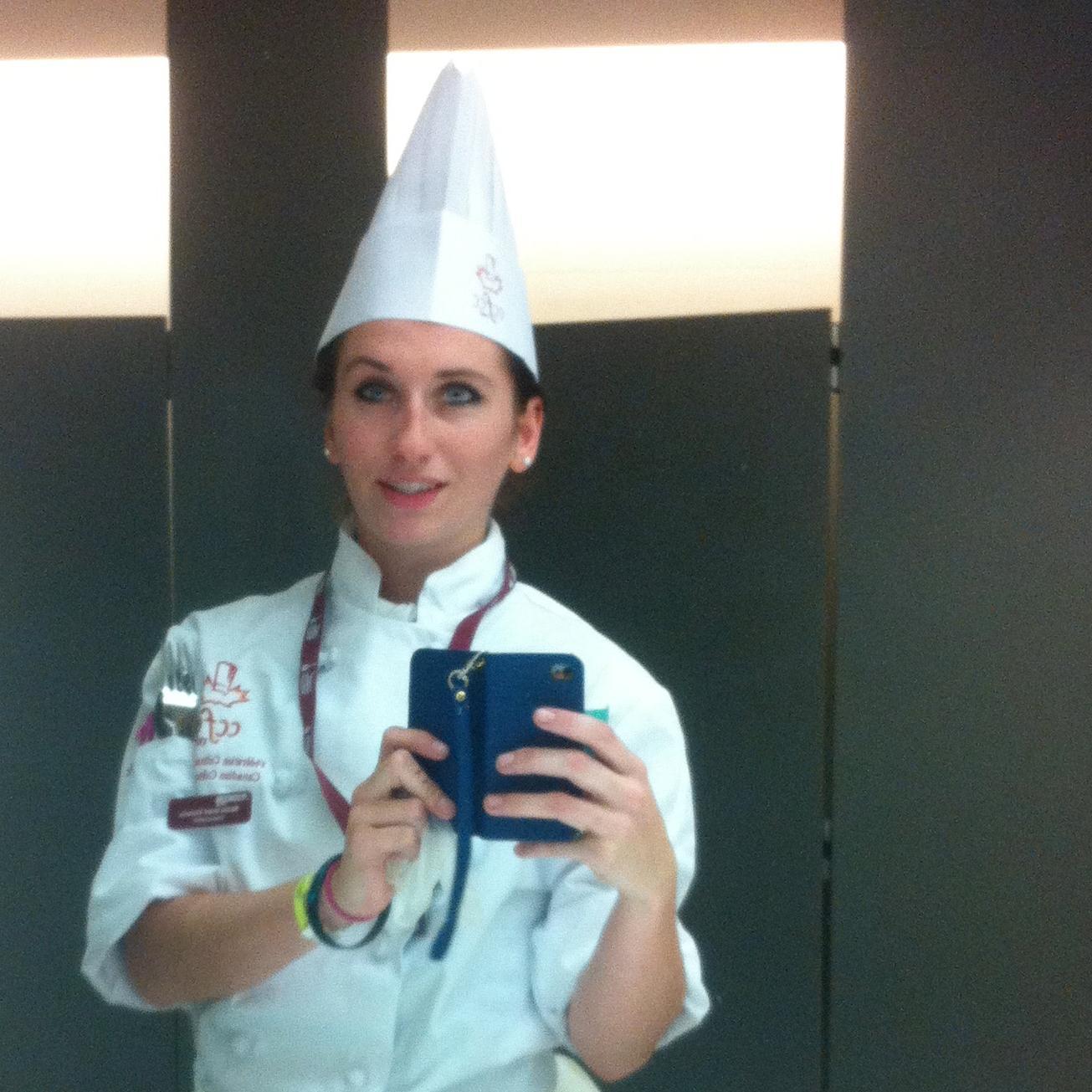 Culinary Graduate  Student @algonquinCollege 
Mastering the art of cooking while learning many new things! 
Love for the food and the art 3