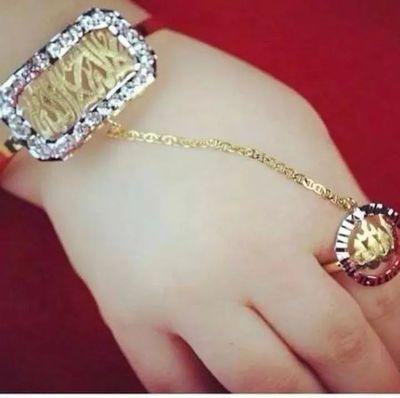 زمین والوں پر رحم کر۔ آسمان والا آپ کے اوپر رحم کرے گا۔ re-tweet & like are not endorsement 
💗 💜Pakistan my jan ❤️❤️‍🩹❤️