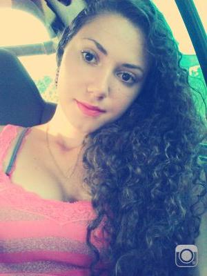 lariiberte Profile Picture