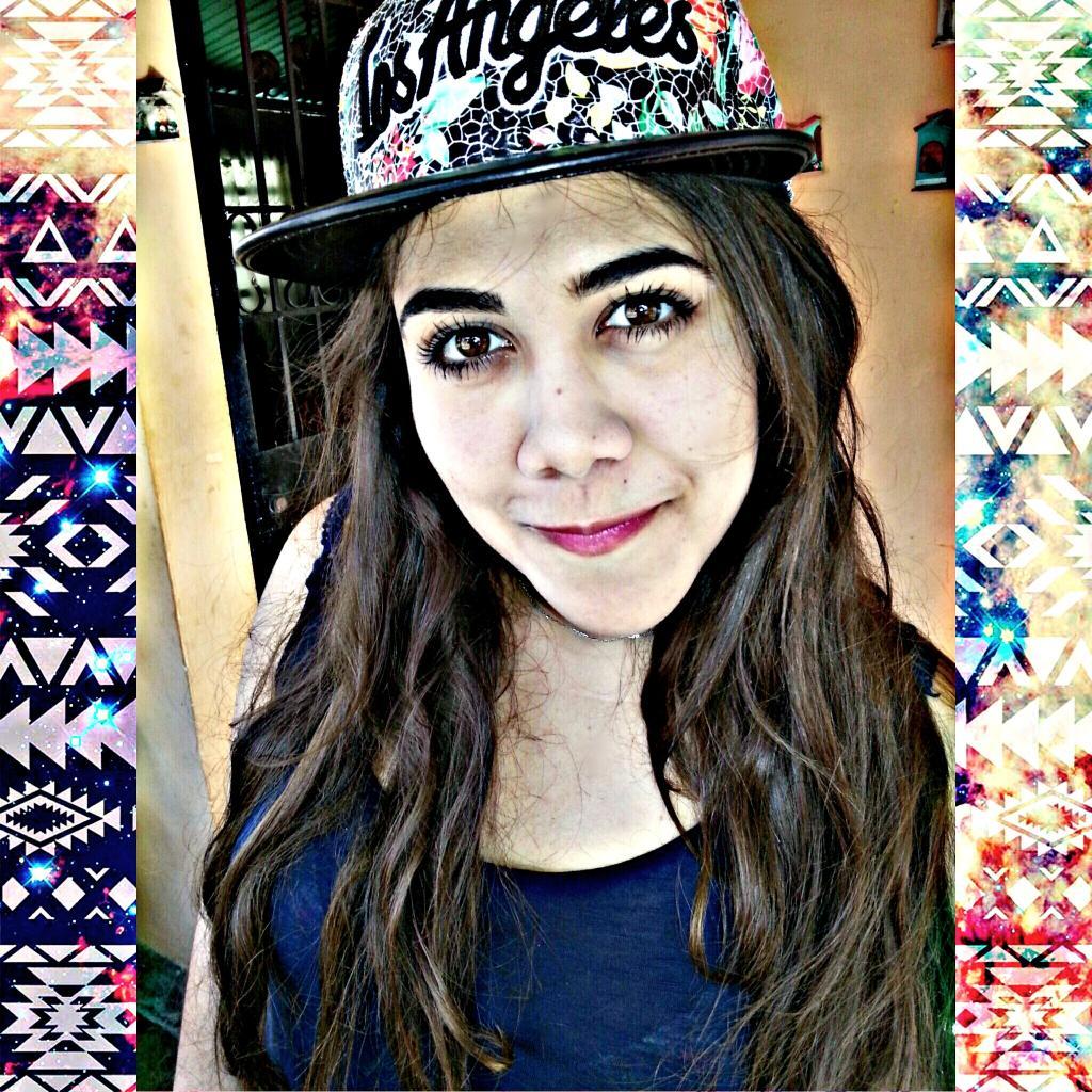 _MariangelH's profile picture. Que los únicos disparos que se escuchen sean los de nuestras cámaras fotográficas #JuventudFotográfica 
LOVERap/Estudiante de Derecho - insta:Mariangelhcillo♡