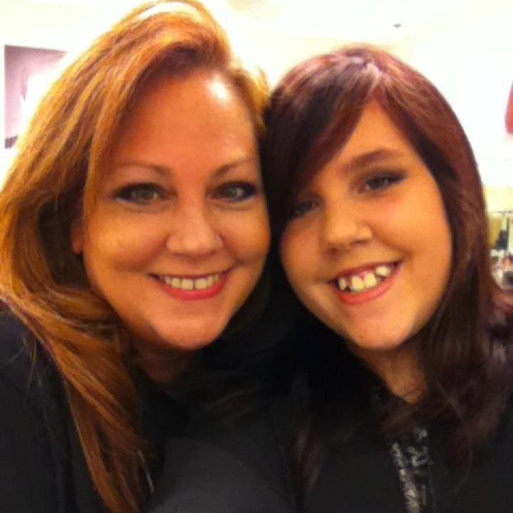 See me for all your beauty needs. I am a licensed Cosmetologist I also sell AVON
http://t.co/4wXuOLw5Jr
http://t.co/mDkj85Cl60