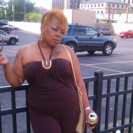 kpinkie4901's profile picture. just a woman trying to make it