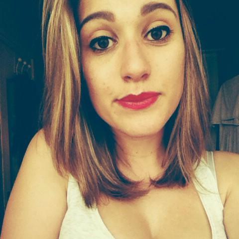 Young girl of 17 Year old who like have sex on snapchat or kik :$