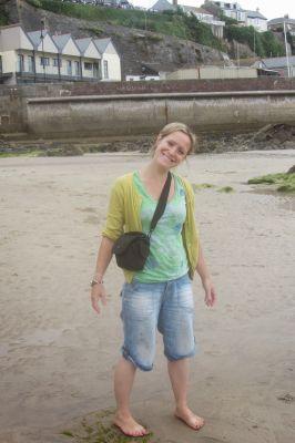 A Mummy, musician,  teacher, bread-maker, yoga addict, knitter and crochet lover and book worm!