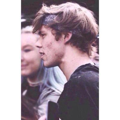 neck kisses?