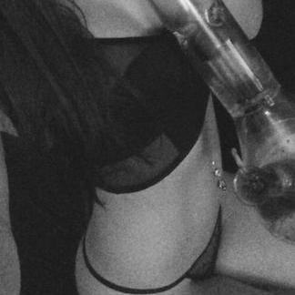 Tweeting college girls & chivettes! DM or email collegecutiestweet@outlook.com Anonymous or not (up to you) **Not Affiliated with ANY University** **18+**