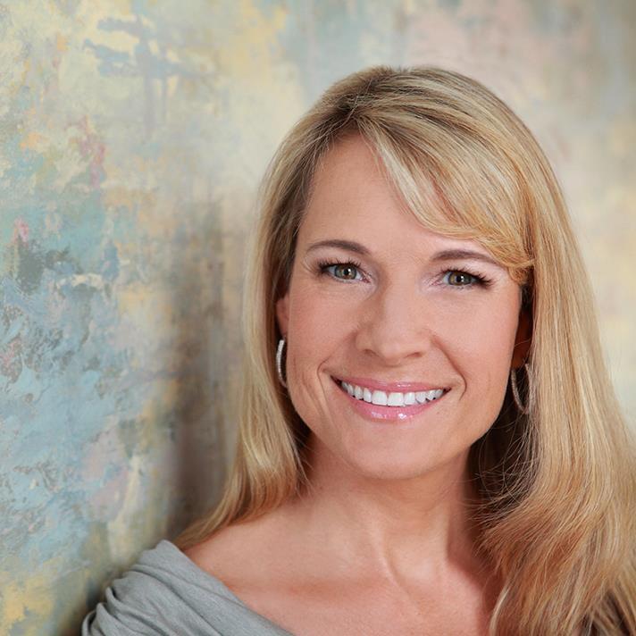 RobertMaxTravel's profile picture. I'm following my dreams of being a business owner (named after my son!) - Proud USAF vet, single mom, dog lover, travel lover, optimist. ~Suzie Heid