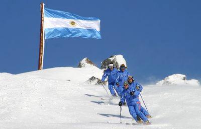 La mejor escuela de ski de la Cordillera de los Andes. Ski&Snowboard School - #escuelxtreme