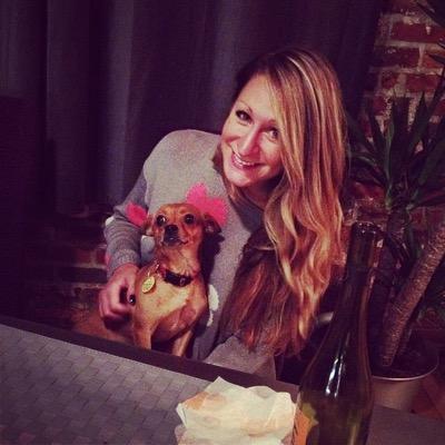 lauraluxlux's profile picture. SILLY.