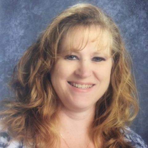 TamraWillis6sci's profile picture. Mom, teacher, avid reader and tech explorer!