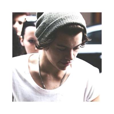 lukeunicornpe's profile picture. follow @embracingash