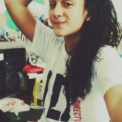 Ally , 13 
Cala a boca e me beija ♡