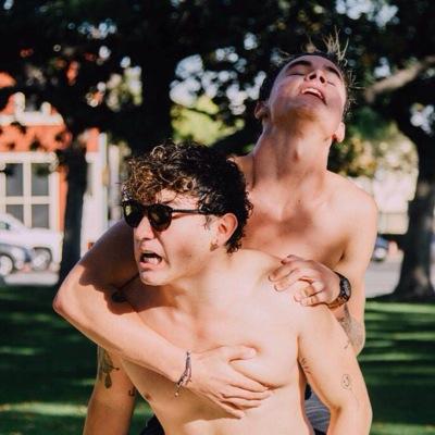 ur just jealous that kian likes the french pussay!!