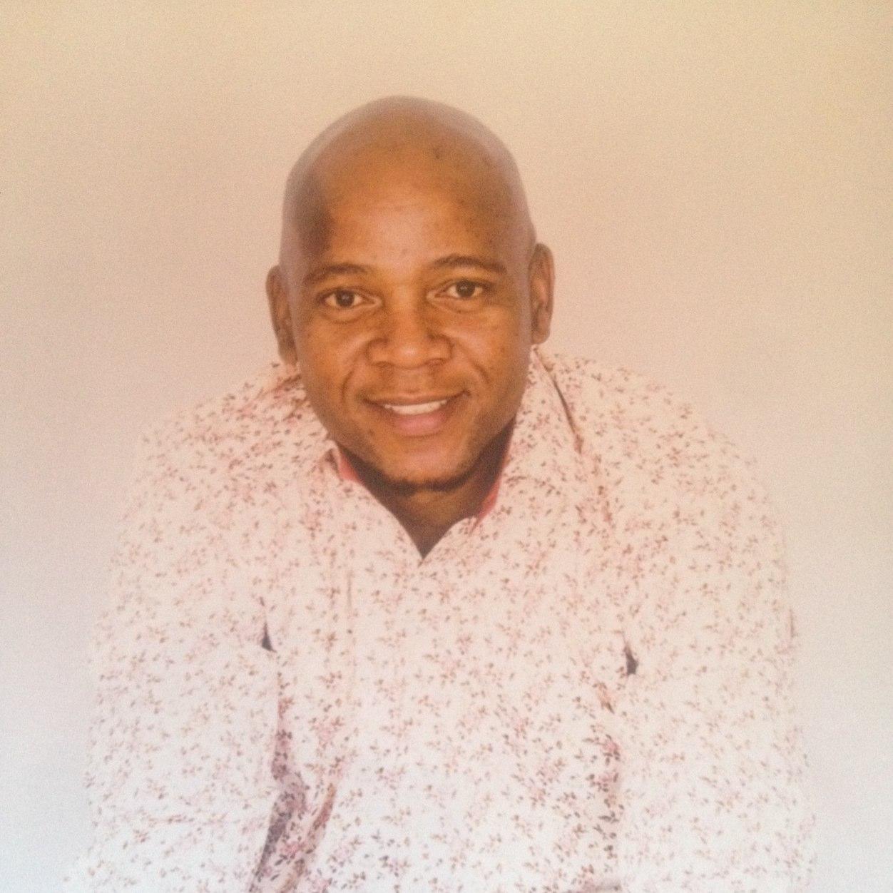 djstixa's profile picture. 