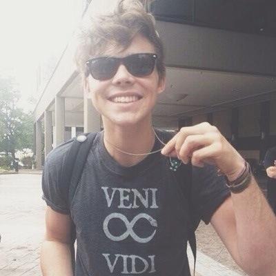 cuddlxsafsh's profile picture. food?¿