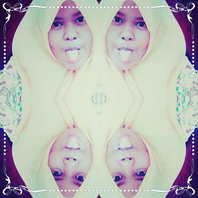 Hi.. My name is Angelina putri.
I love Allah SWT