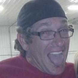 Roll Tide....DirtonDirts Webb Dillard,,,Pontoon captain...More popular than Michael Rigsby in the South.