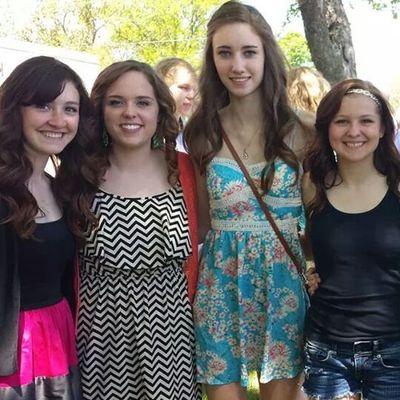 Mackaylaann28's profile picture. 