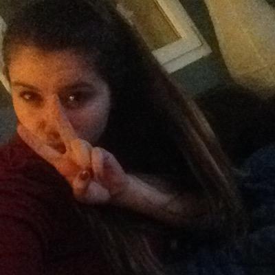 She's my queen. She's perfect. @arianagrande