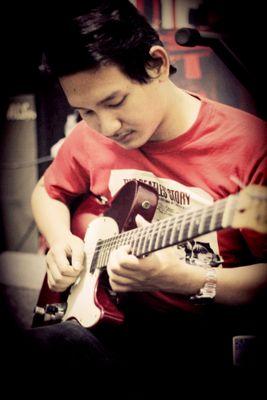 Denniz Octa H || 7 october 94| Katolik♥|  I ♥ Music Rock N' Roll ♥ Gitar ♥ NgeJam ♥ Nongkrong ♥ Jeng2 ♥ FutsaL Dsb | Rock N' RoLL is my Life \m/ | 7D1CF7BE