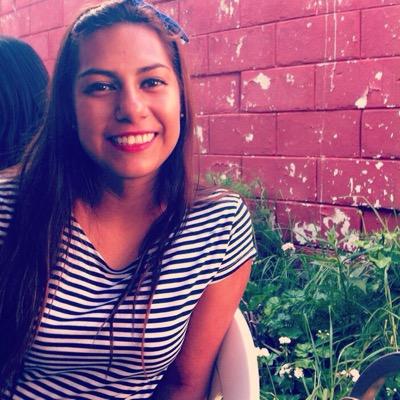 karenciaglz's profile picture. Nunca te duermas sin un sueño, ni te levantes sin un motivo :)