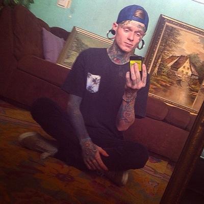 merchguysteven's profile picture. do you and the rest will follow through tumblr/snapchat: k1llth3kr4k3n