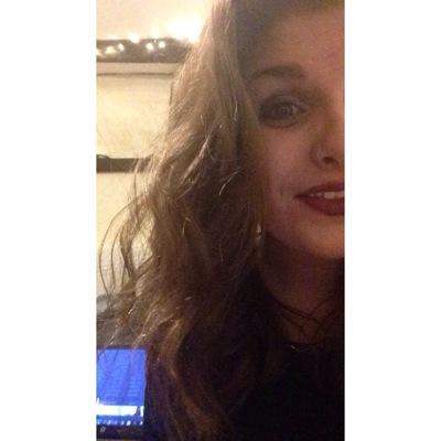 Instagram: ash_brookes_