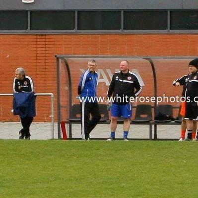 Goalkeeping coaching one to ones and group sessions for MIDDI01GKS also goalkeeping an 0773114138