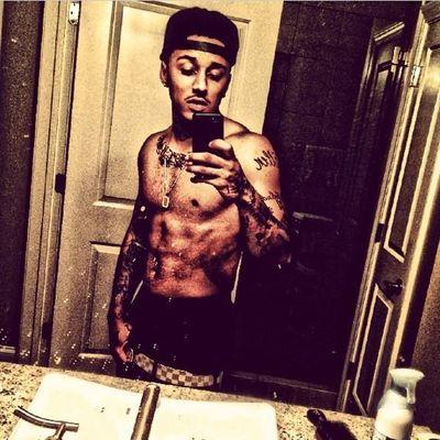 ItzKirkoBangz's profile picture. we born