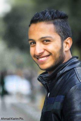 Volunteering in mo7af9'te. studying Interior design at yarmouk university. Lives in Jordan, Irbed .1/5/1995