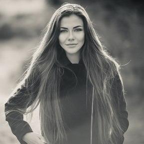 AdrianaBaby17's profile picture. Fashion & beauty blogger.