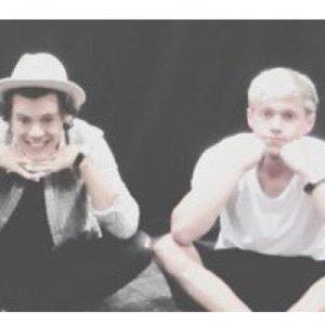 narryxpenguins's profile picture. Your sunshine loves you :)