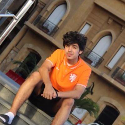 Foos24's profile picture. ABHA 
kik: Fe9l_24