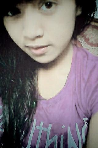 YunitaYunitav9's profile picture. 