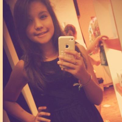 ArianeGelinski's profile picture. whats: (11) 97961-2164