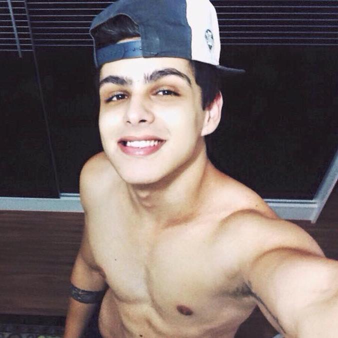 minha felicidade e meu sorriso serão seus pra sempre