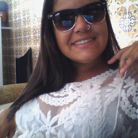Viver é sempre dizer aos outros que eles são importantes. Que nós os amamos !