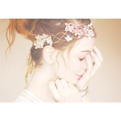 16. × Violin and photography. × I'm always there, capturing the moments. ×