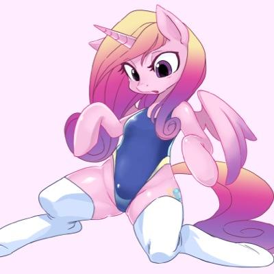 I'm cadence, the princess of love~ want to mess around a bit~? Then fuck me~ //Btw, need a master ;)\\ #R34 #Clop #Sexy