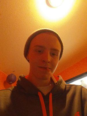 Sumner WA, Party, USA, 'Merica, A dab will do ya! Single Life.