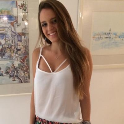Quer saber o segredo da felicidade? Aprenda a ser feliz sozinho para, poder um dia, ser feliz com alguém.