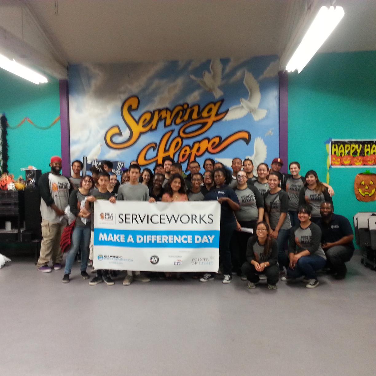 ServiceWorks is a project with @CDTech/@PublicAlliesLA developing youth leaders through service.
Powered by AmericorpsVISTA, Points of Light & Citi Foundation