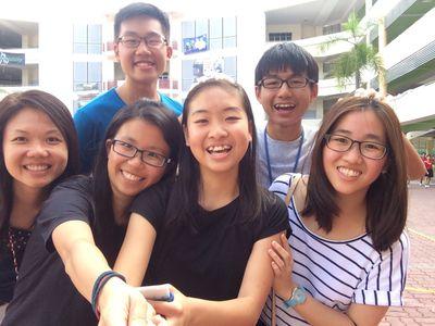 thejerryntom's profile picture. Did you know that cherry blossoms fall at 5 centimetres per second?