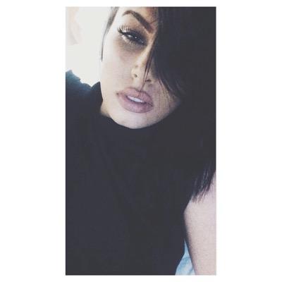 19 • Boston MA • Psychology major • UH '18