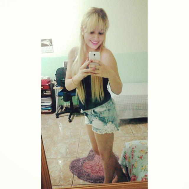 E as estrelas irão me guiar até você. Mozão♥ ''O destino deve estar nos olhando''

 
      Eu te amo infinito @lucaslucco S.J


Lucas seguiu :18/04/13 *-*