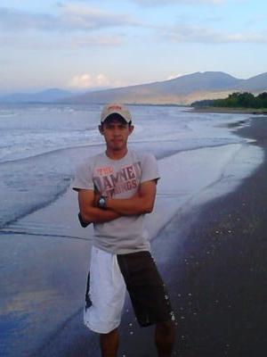 69f09943c328448's profile picture. 